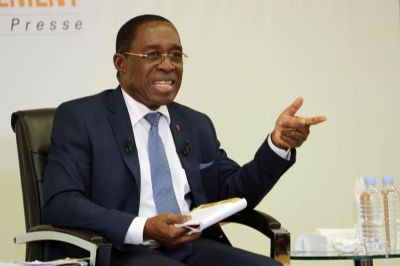 Fermeture du CHU de Yopougon : les dispositions prises pour assurer les prestations, assure le ministre Aka Aouélé